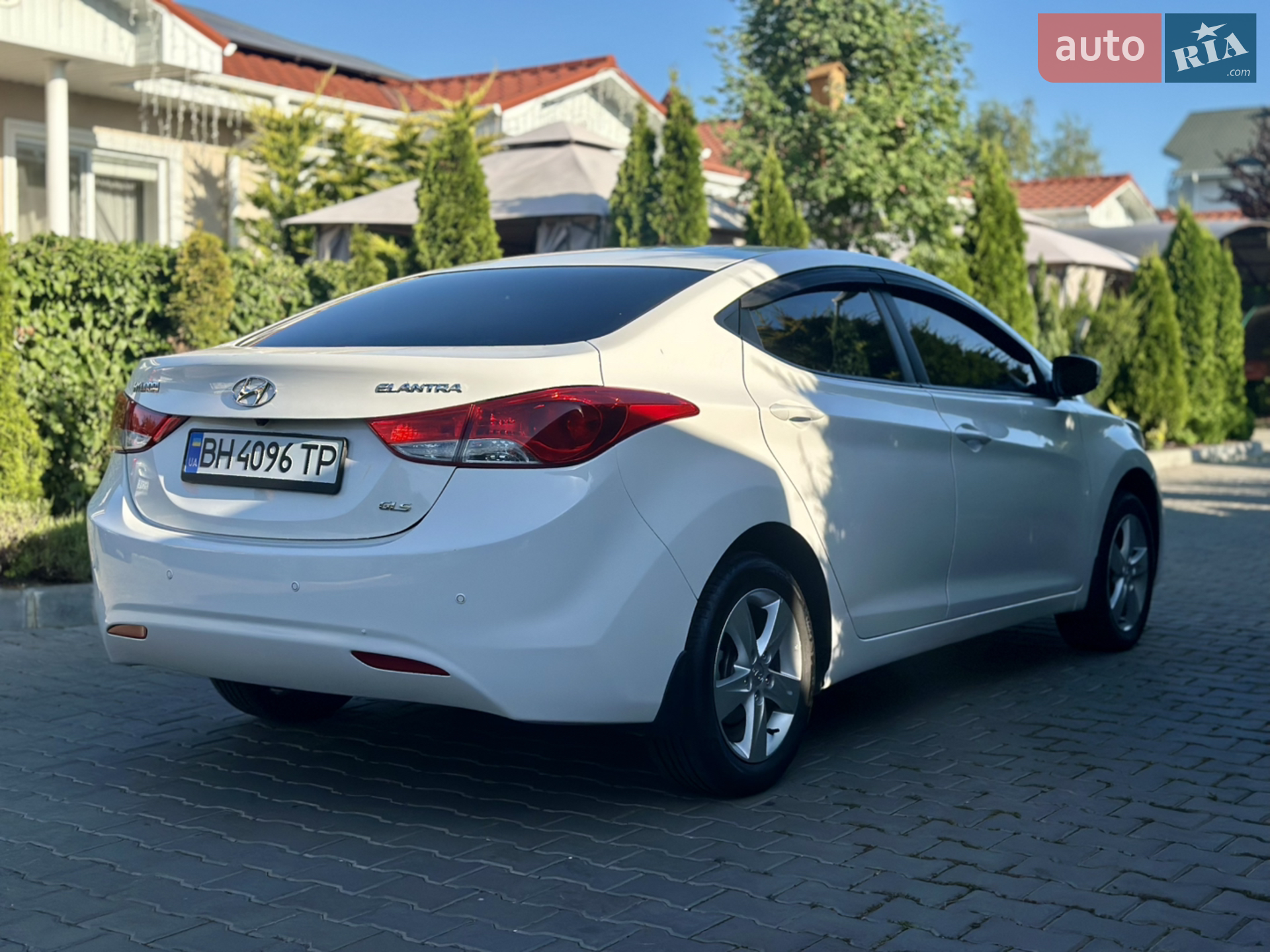 2013 Hyundai Elantra - мініатюра 20