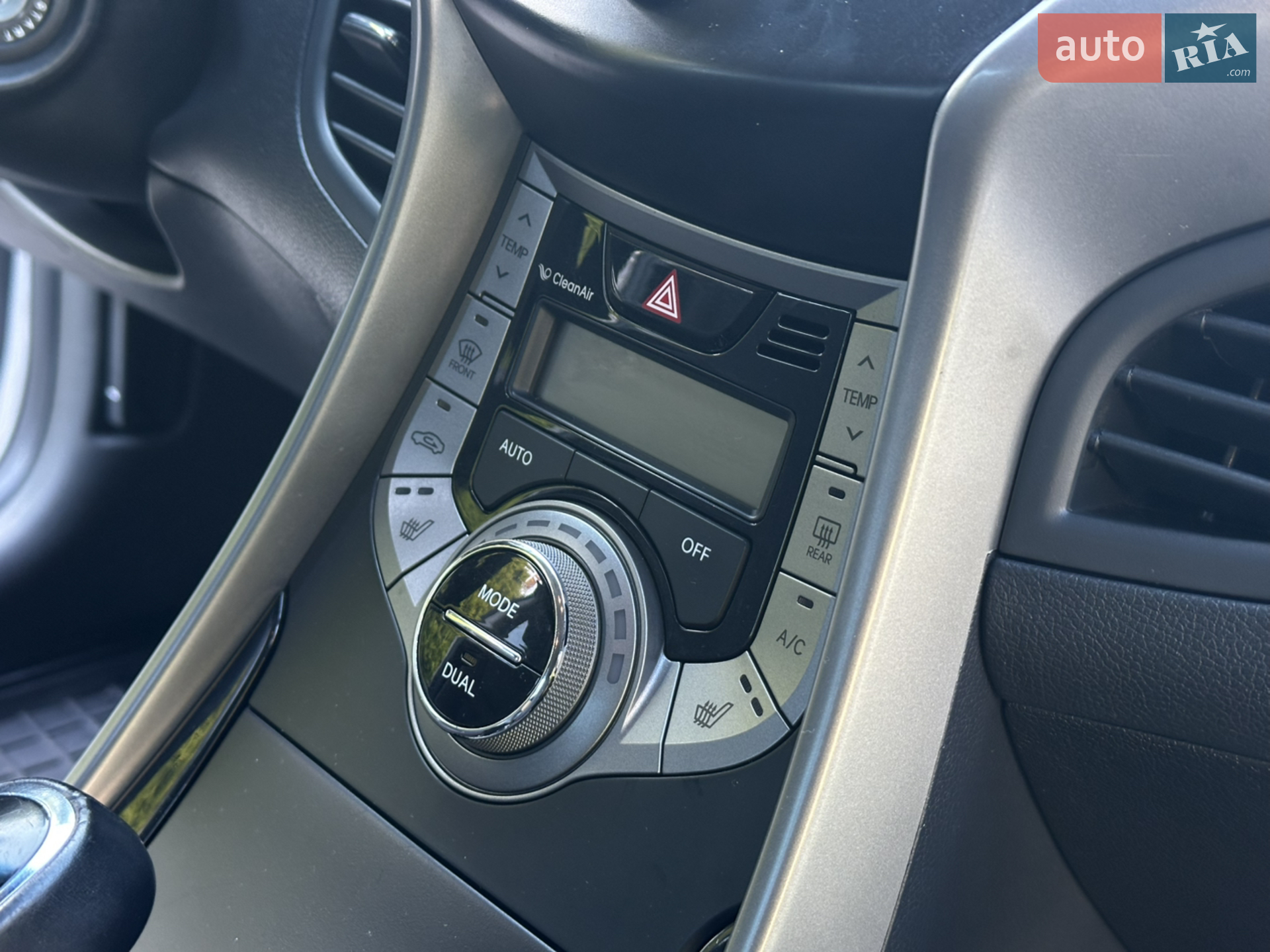 2013 Hyundai Elantra - мініатюра 41