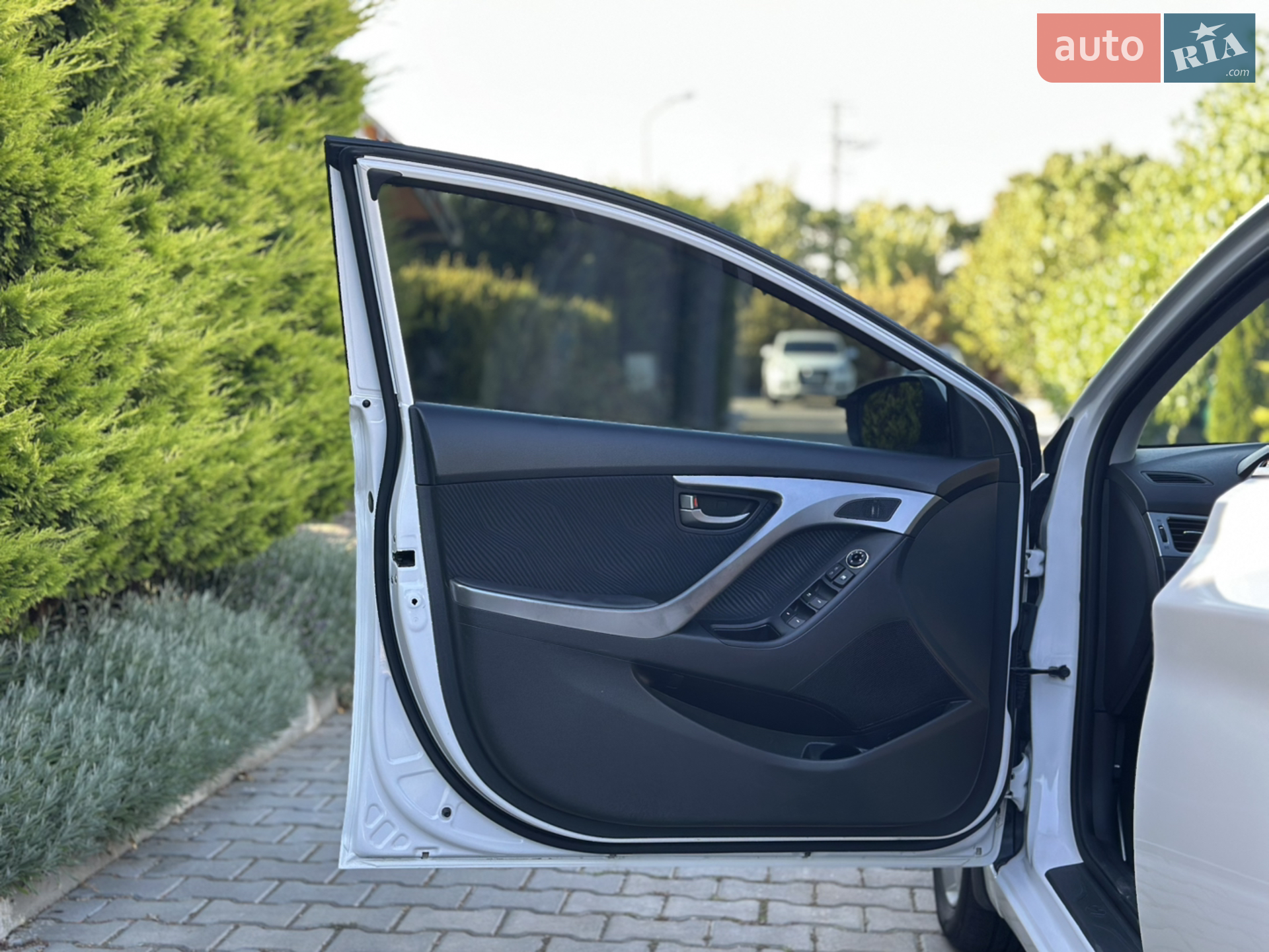 2013 Hyundai Elantra - мініатюра 43