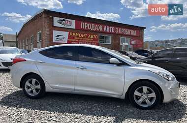 Седан Hyundai Elantra 2012 в 