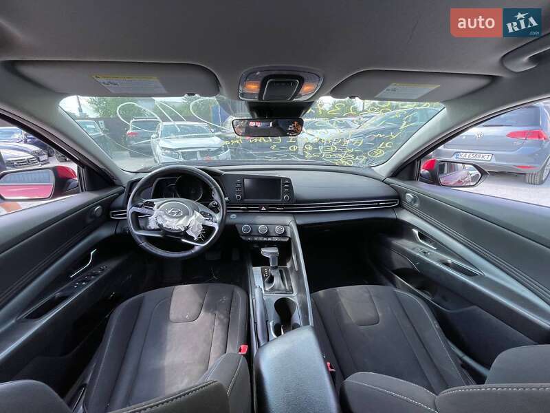 Седан Hyundai Elantra 2021 в Киеве