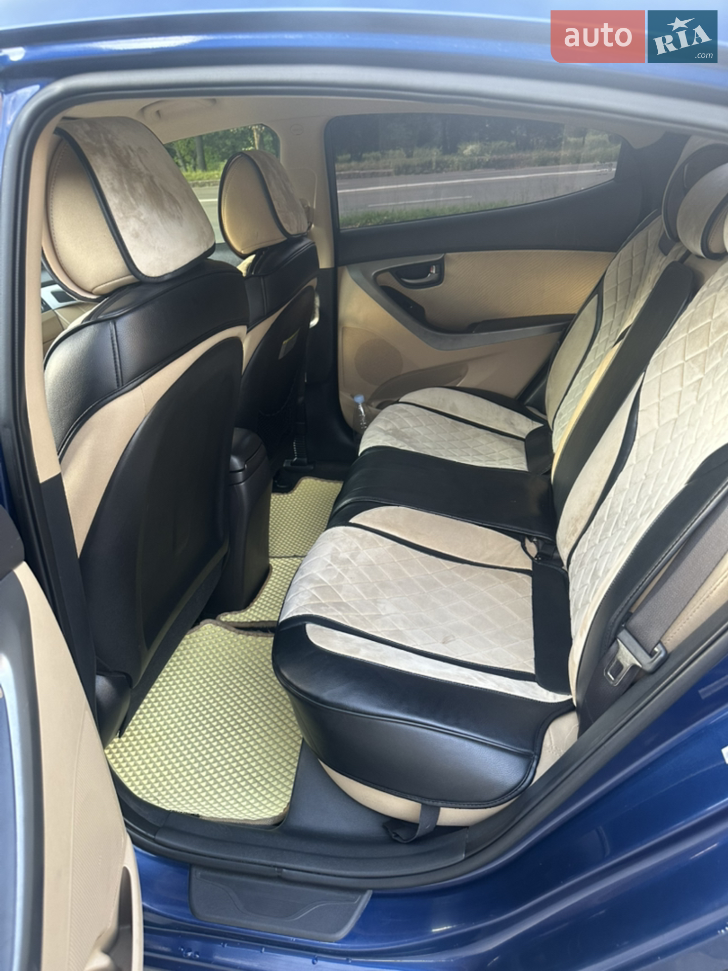 2012 Hyundai Elantra - мініатюра 7