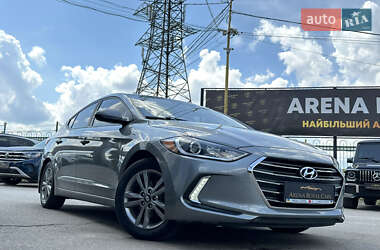 Седан Hyundai Elantra 2017 в 