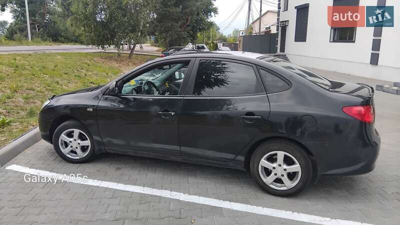 Хэтчбек Hyundai Elantra 2007 в Киеве