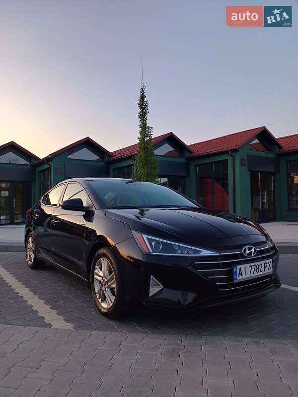 Hyundai Elantra 2018