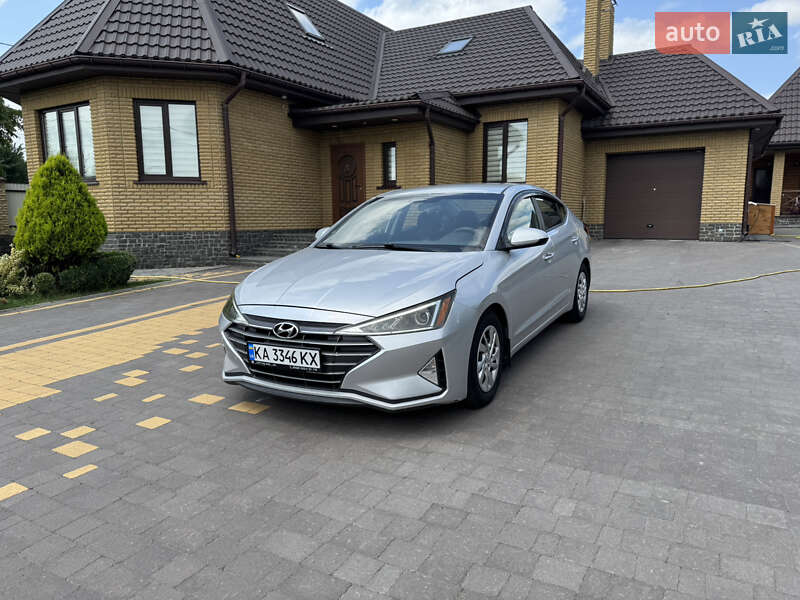 Hyundai Elantra 2018