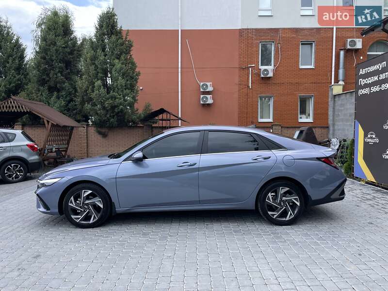 Седан Hyundai Elantra 2024 в Виннице