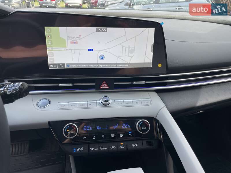 Седан Hyundai Elantra 2024 в Виннице