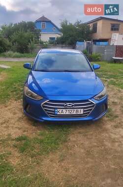Седан Hyundai Elantra 2018 в Києві