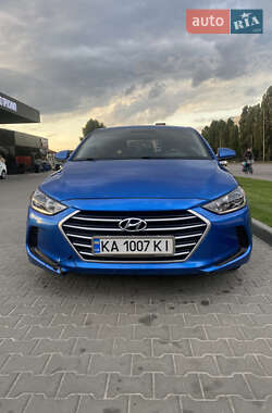 Седан Hyundai Elantra 2016 в 