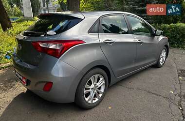 Хэтчбек Hyundai Elantra 2014 в 