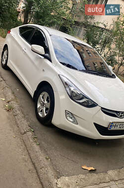 Седан Hyundai Elantra 2012 в Одессе