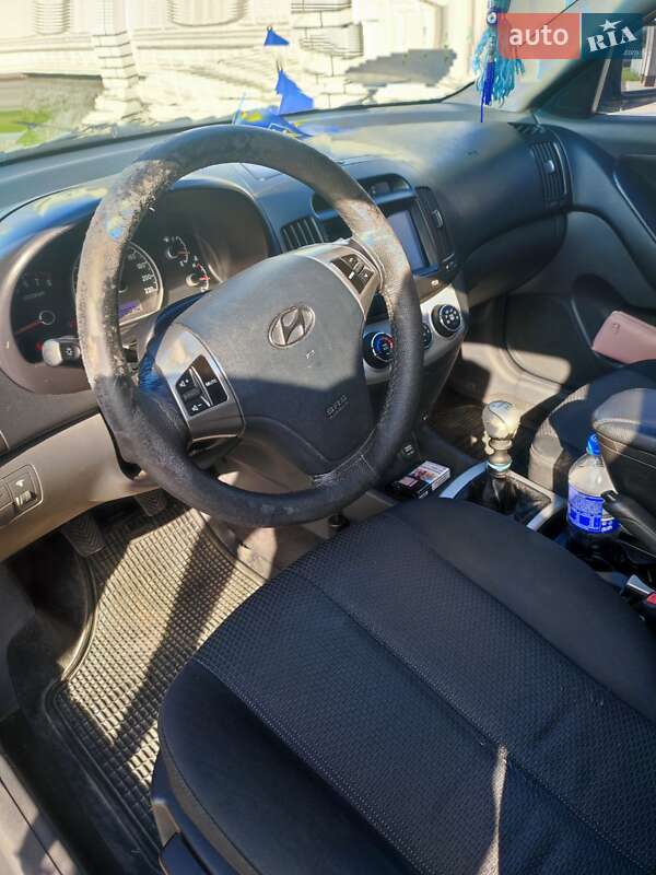 Седан Hyundai Elantra 2007 в Черновцах фото 5 Седан Hyundai Elantra 2007 в Черновцах