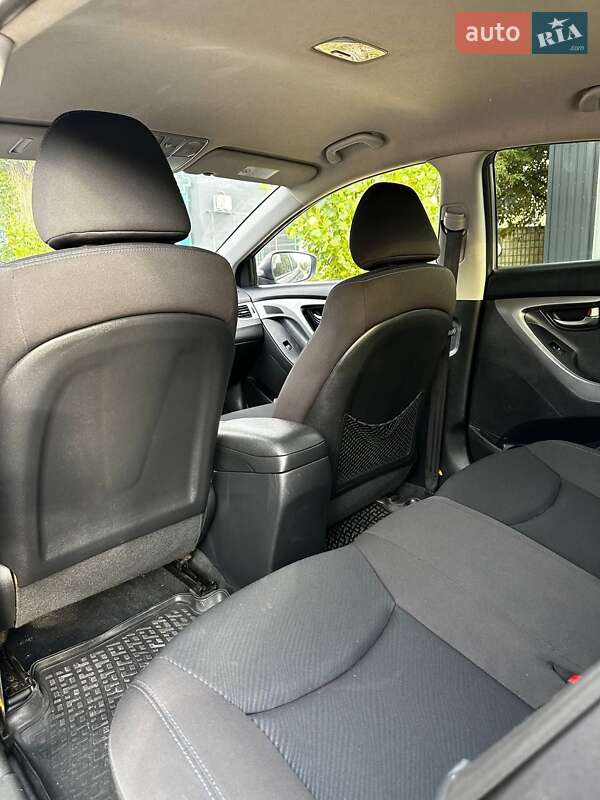 Седан Hyundai Elantra 2012 в Кропивницком