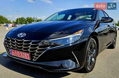 Седан Hyundai Elantra 2021 в Днепре