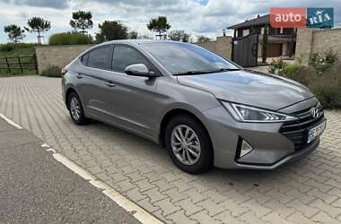 Седан Hyundai Elantra 2020 в Николаеве