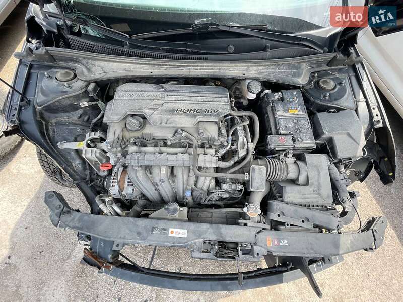 Седан Hyundai Elantra 2021 в Києві