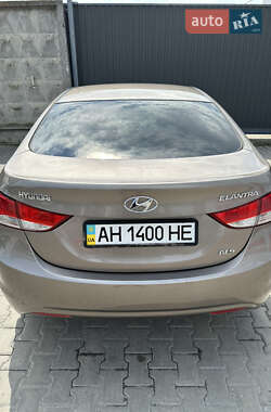 Седан Hyundai Elantra 2012 в Хмельницькому