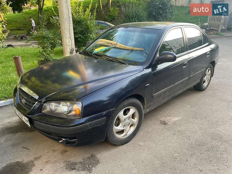 Hyundai Elantra 2005