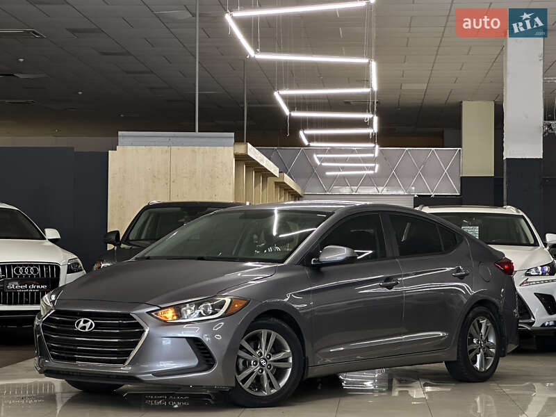 Hyundai Elantra 2018