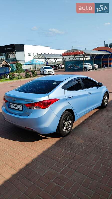 Седан Hyundai Elantra 2013 в Полтаве