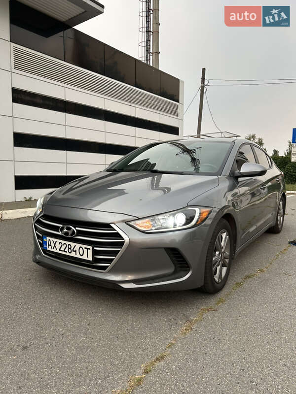 Hyundai Elantra 2017