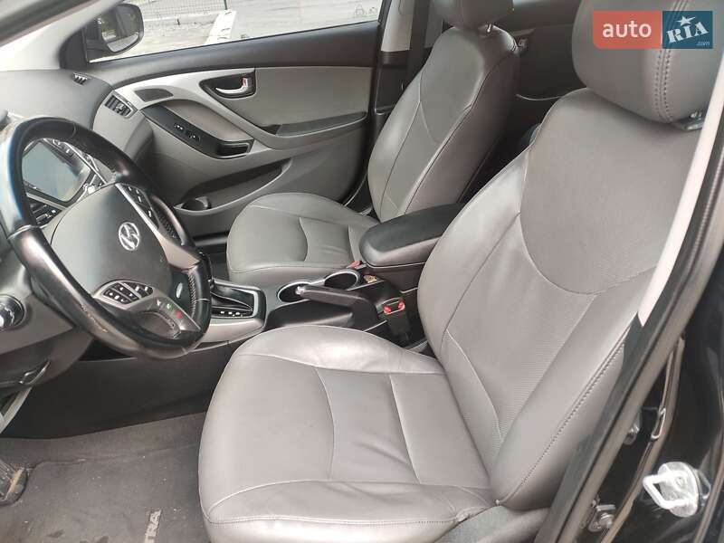 Седан Hyundai Elantra 2014 в Запорожье