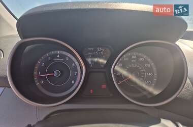 Седан Hyundai Elantra 2013 в 