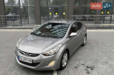 Седан Hyundai Elantra 2012 в 