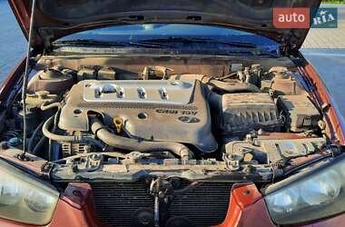 Седан Hyundai Elantra 2002 в 