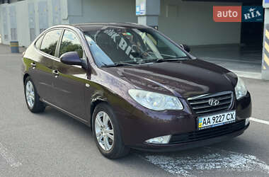 Седан Hyundai Elantra 2007 в Києві