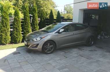 Седан Hyundai Elantra 2014 в Подрясном