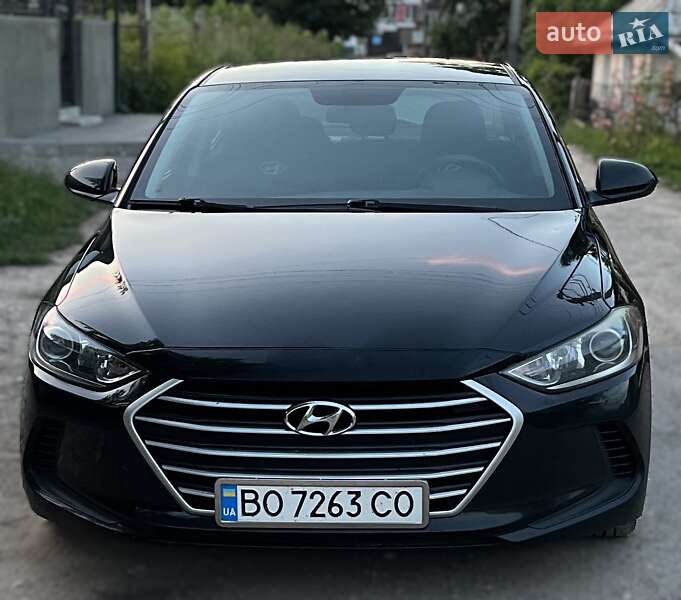 Hyundai Elantra 2016