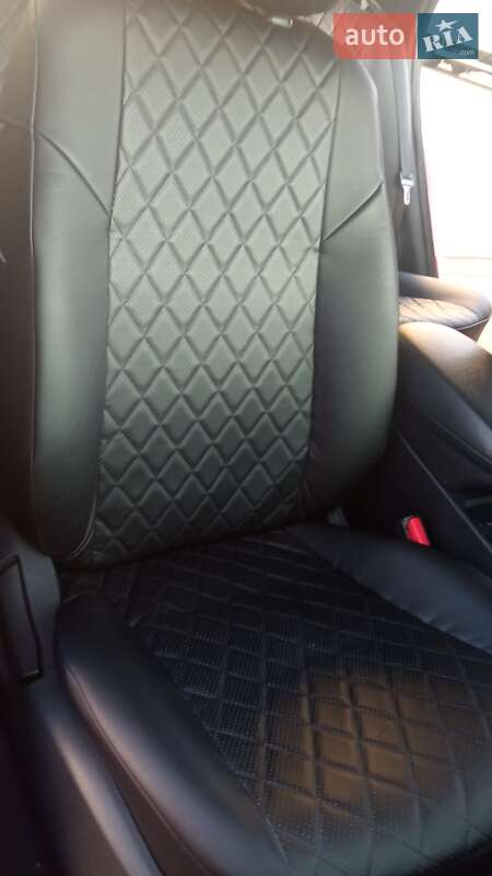 Седан Hyundai Elantra 2015 в Києві