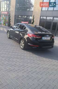 Седан Hyundai Elantra 2018 в Виннице