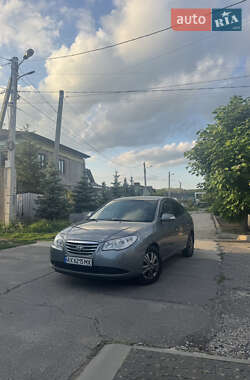 Седан Hyundai Elantra 2010 в 