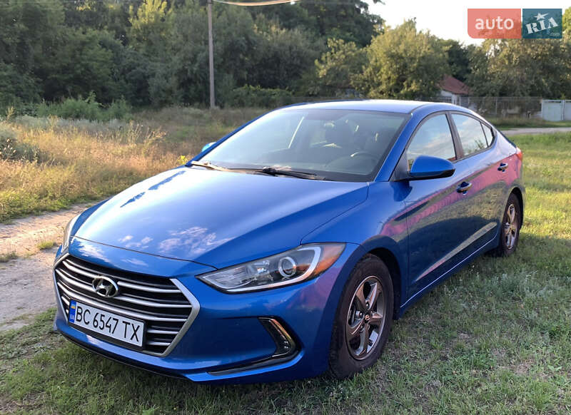 Hyundai Elantra 2016