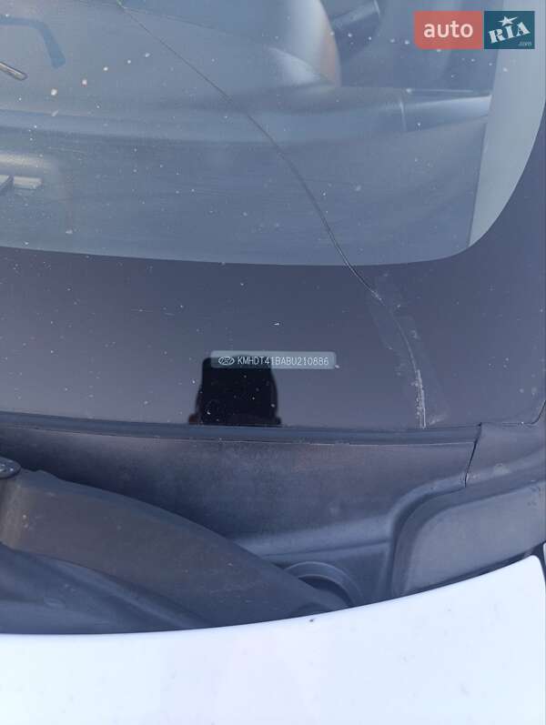 Седан Hyundai Elantra 2011 в Нікополі