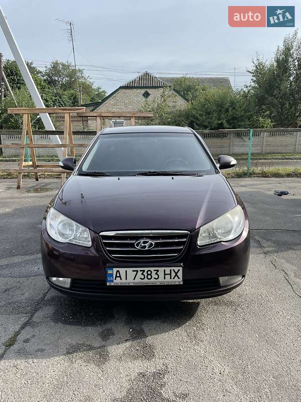 Hyundai Elantra 2011