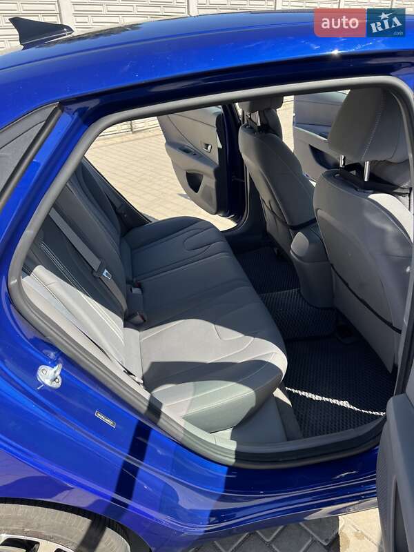 Седан Hyundai Elantra 2021 в Одессе
