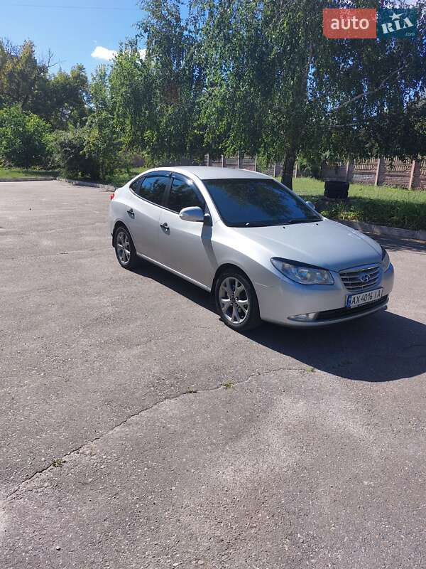 Hyundai Elantra 2010