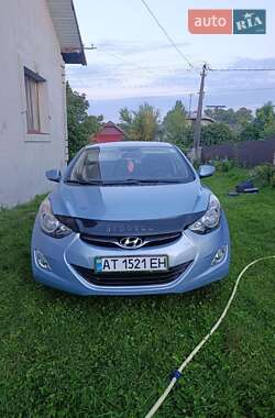 Седан Hyundai Elantra 2012 в Ивано-Франковске
