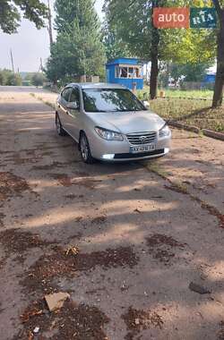 Седан Hyundai Elantra 2010 в Чугуеве
