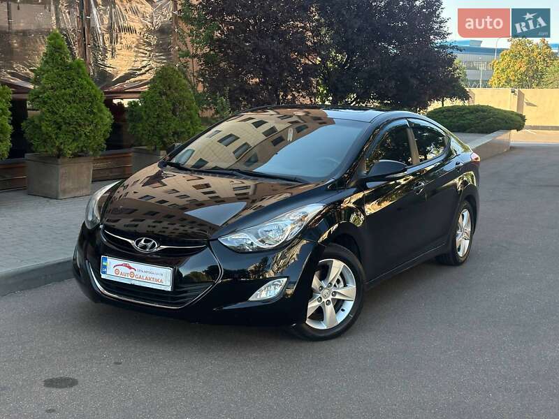 Hyundai Elantra 2011