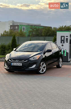 Хэтчбек Hyundai Elantra 2013 в Виннице