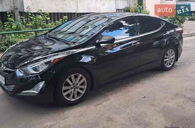Седан Hyundai Elantra 2015 в Киеве