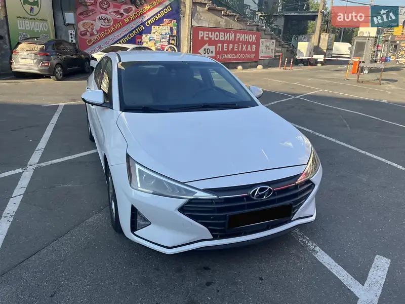 Hyundai Elantra 2018 VIN 5NPD84LF8KH409290 фото оголошення 5 з 61