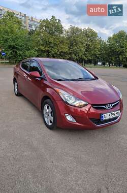 Седан Hyundai Elantra 2012 в Києві