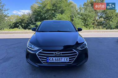 Седан Hyundai Elantra 2016 в 