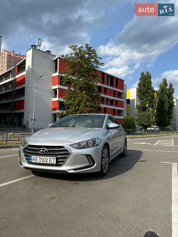 Hyundai Elantra 2016